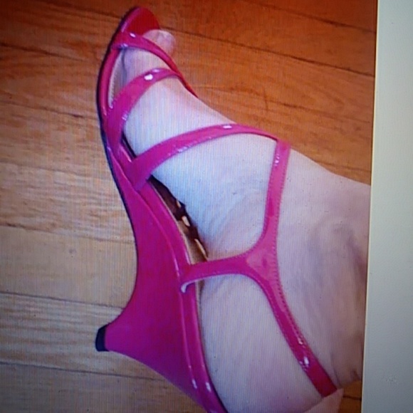 PRADA STRAPPY PINK WEDGE NEW SIZE 7 - Picture 2 of 5